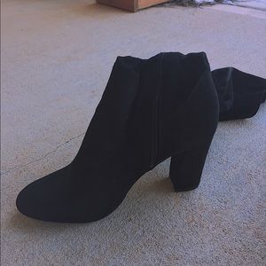 Adorable Black Suede Knee High Boots!